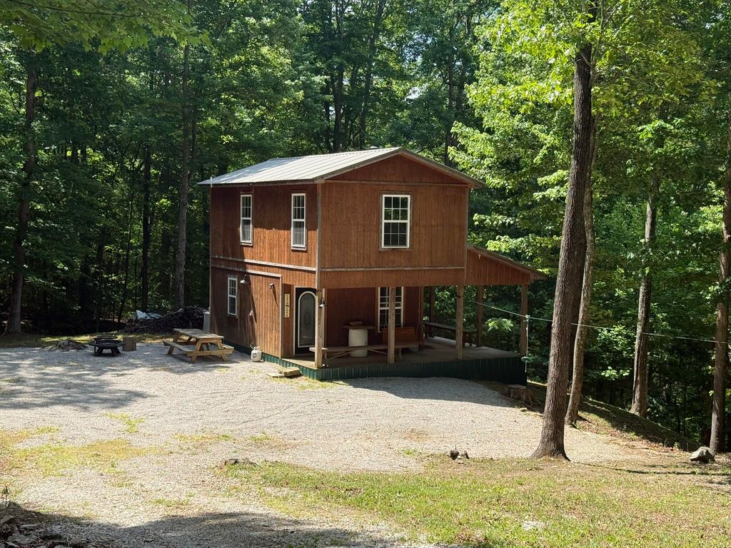 1658 Dry Hollow Road, Monticello, KY 42633