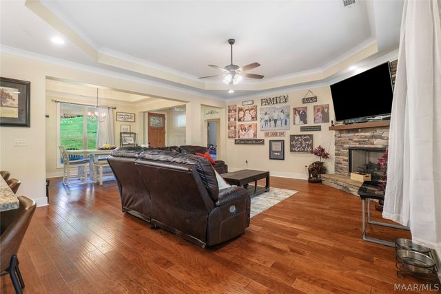 48 Birchwood Lane, Wetumpka, AL 36093