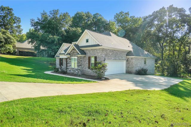 48 Birchwood Lane, Wetumpka, AL 36093