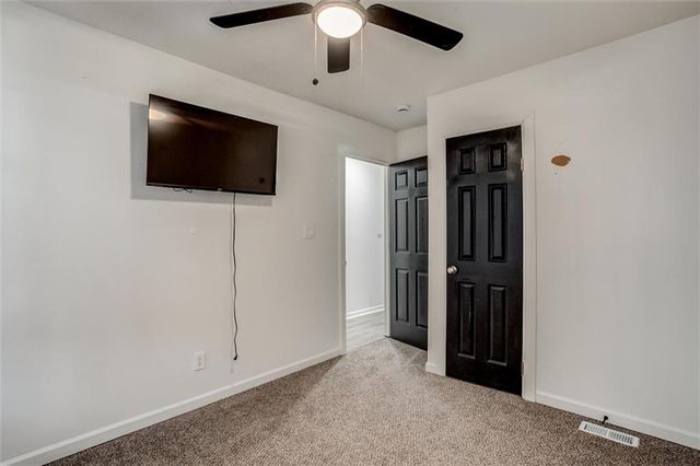 107 N Ditzler Avenue, Independence, MO 64053