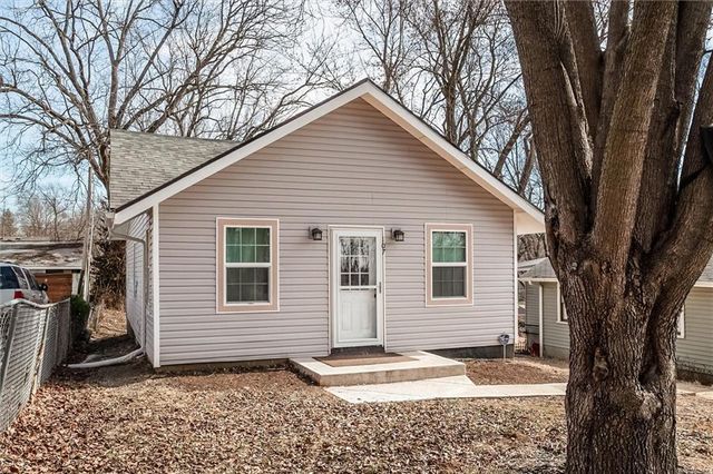 107 N Ditzler Avenue, Independence, MO 64053
