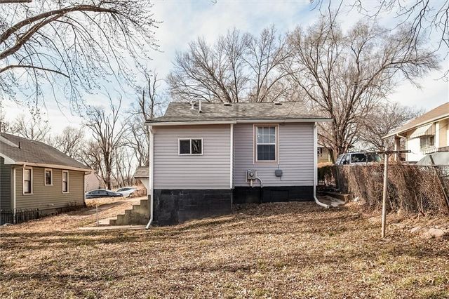107 N Ditzler Avenue, Independence, MO 64053