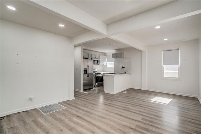 107 N Ditzler Avenue, Independence, MO 64053