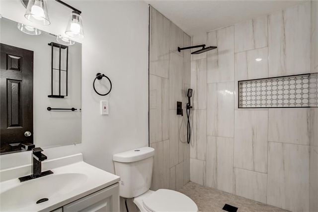 107 N Ditzler Avenue, Independence, MO 64053