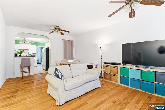 840 Grove Street, Elizabeth, NJ 07202