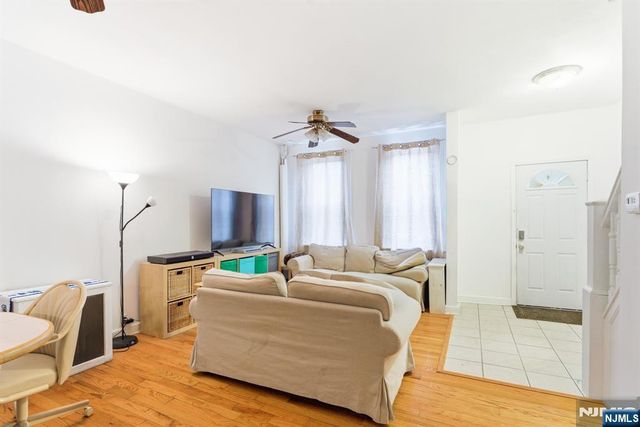 840 Grove Street, Elizabeth, NJ 07202