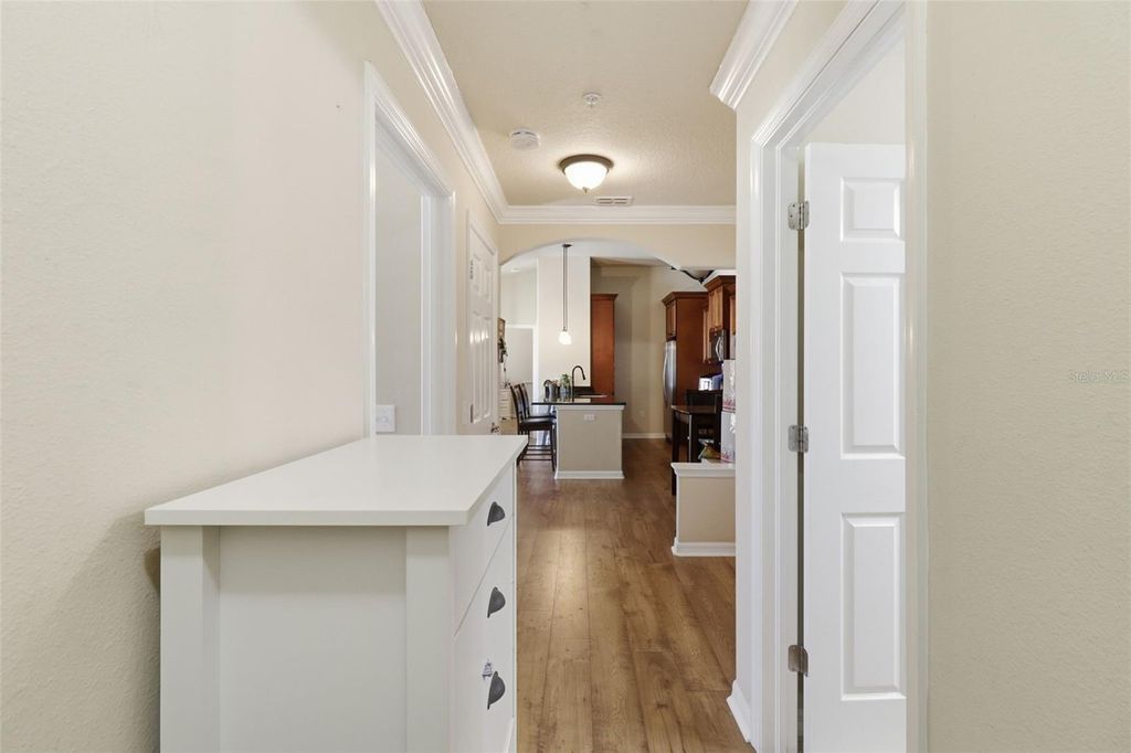 Image 5 of property listing at 5064 ROYAL PALMS WAY 301, New Port Richey, FL 34652