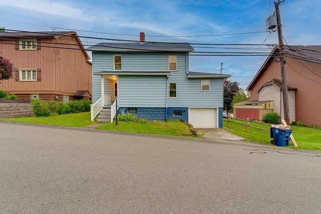 1016 Walnut St, Penn Twp, PA 15636