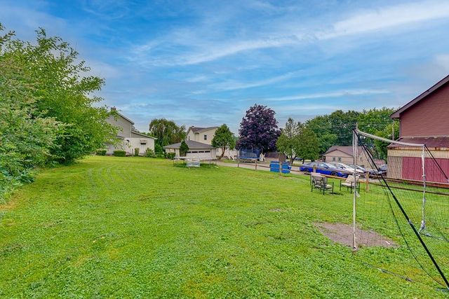 1016 Walnut St, Penn Twp, PA 15636