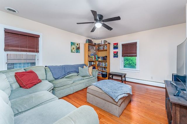 1016 Walnut St, Penn Twp, PA 15636
