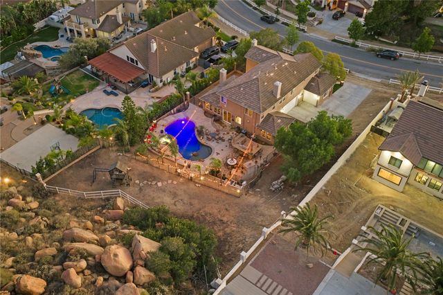 1465 Andalusian, Norco, CA 92860