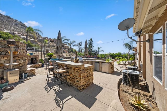 1465 Andalusian, Norco, CA 92860