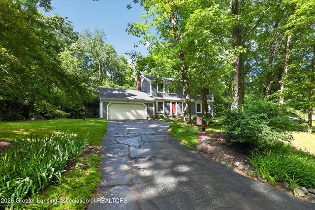 131 Feldspar Drive, Williamston, MI 48895