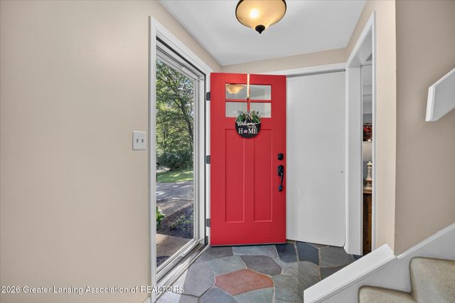 131 Feldspar Drive, Williamston, MI 48895
