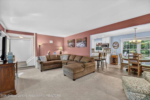 131 Feldspar Drive, Williamston, MI 48895