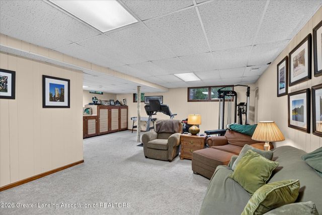 131 Feldspar Drive, Williamston, MI 48895