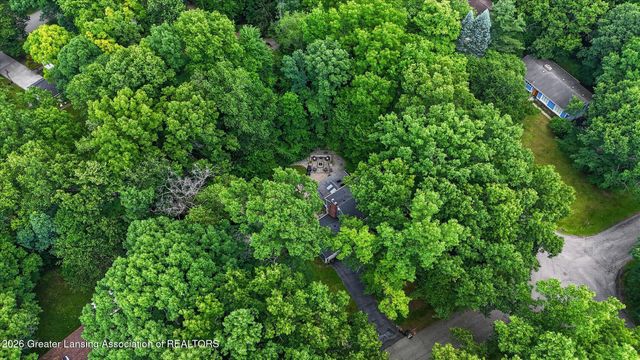 131 Feldspar Drive, Williamston, MI 48895