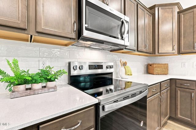 236 White Azalea Way, Benson, NC 27504