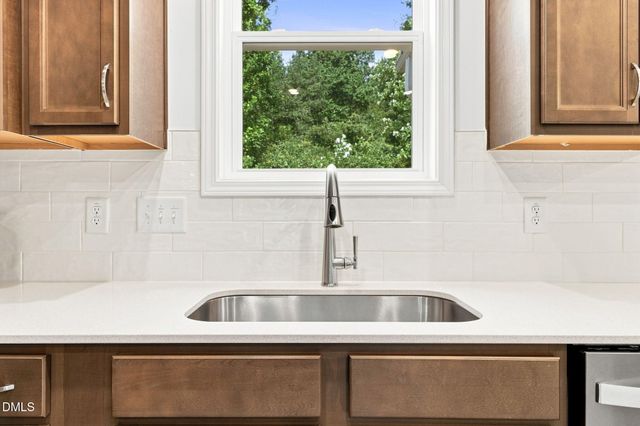 236 White Azalea Way, Benson, NC 27504