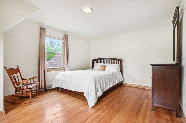 222 W Michigan Street, New Carlisle, IN 46552