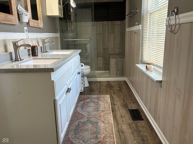 6350 Brooks Bend Boulevard, Indianapolis, IN 46237