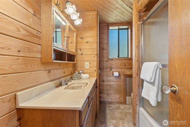 288 Torrence Lane, Oak Harbor, WA 98277