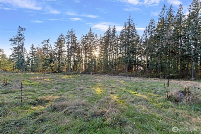 288 Torrence Lane, Oak Harbor, WA 98277