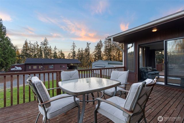 288 Torrence Lane, Oak Harbor, WA 98277