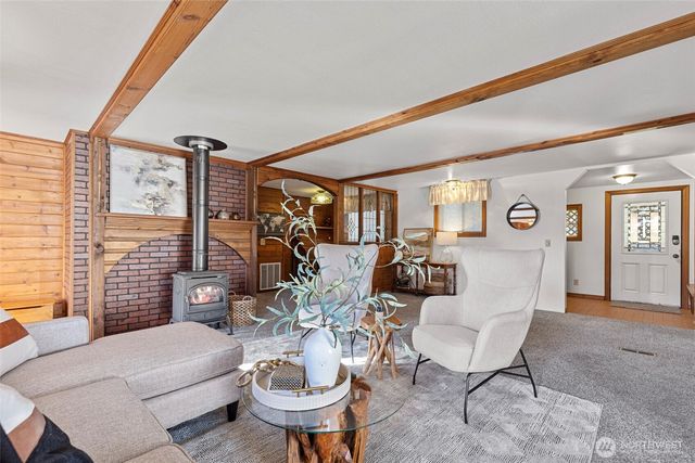 288 Torrence Lane, Oak Harbor, WA 98277