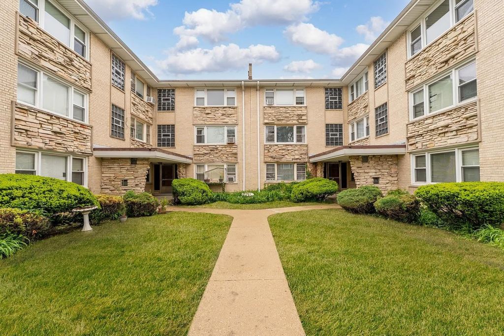 6964 W Diversey Avenue 6, Chicago, IL 60707