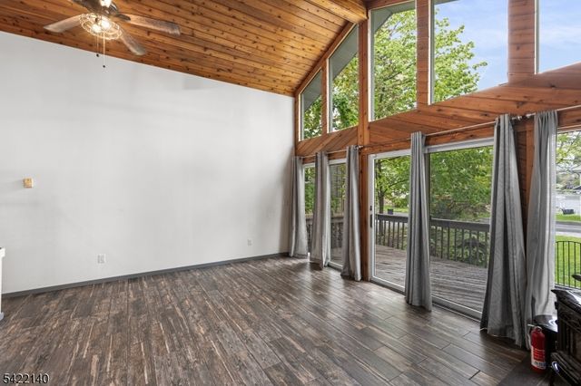 124 E Shore Trl, Sparta Twp., NJ 07871
