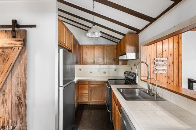 124 E Shore Trl, Sparta Twp., NJ 07871