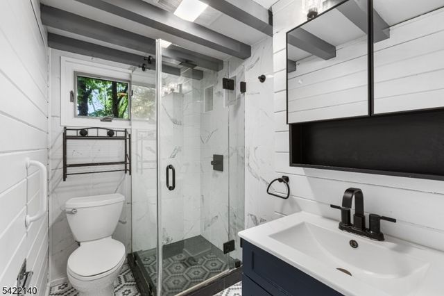 124 E Shore Trl, Sparta Twp., NJ 07871