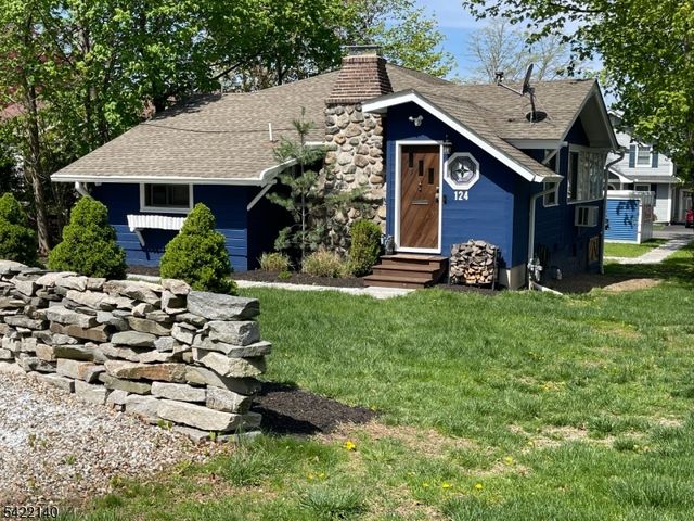 124 E Shore Trl, Sparta Twp., NJ 07871