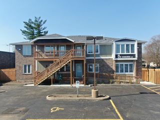 5 S Virginia Road 8, Crystal Lake, IL 60014