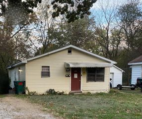 2024 North Columbia Avenue, Springfield, MO 65803