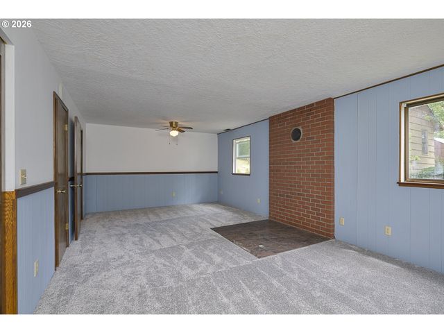 5060 Nw GALES CREEK Rd, Forest Grove, OR 97116