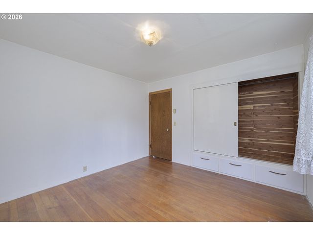 5060 Nw GALES CREEK Rd, Forest Grove, OR 97116