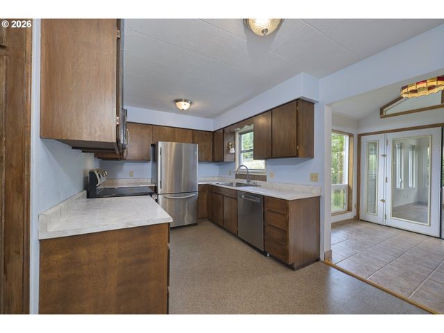 5060 Nw GALES CREEK Rd, Forest Grove, OR 97116