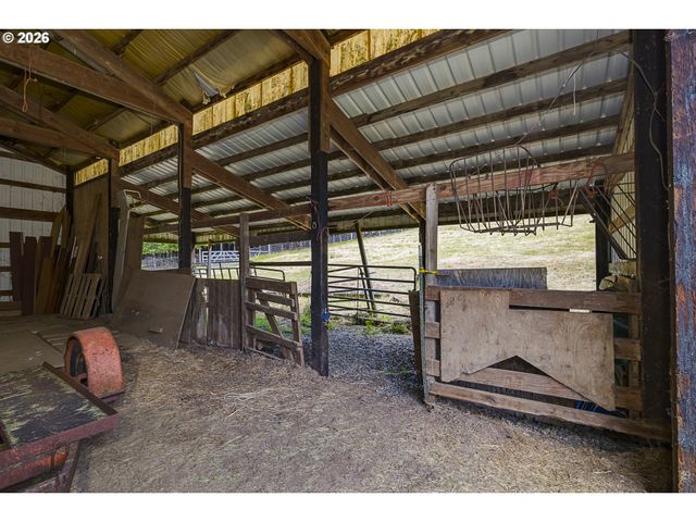 5060 Nw GALES CREEK Rd, Forest Grove, OR 97116