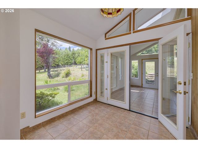 5060 Nw GALES CREEK Rd, Forest Grove, OR 97116