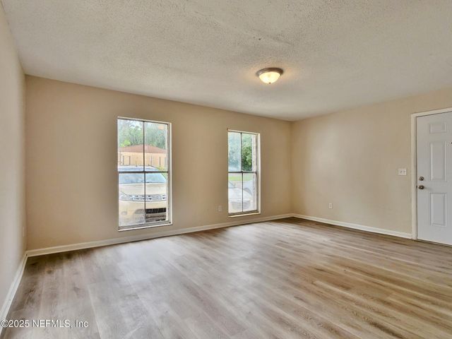 851 BERT RD Road, #17, Jacksonville, FL 32211