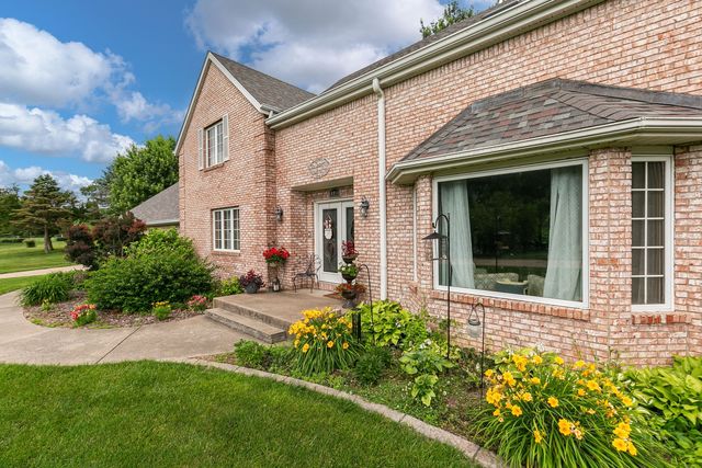 10910 51st Street Court, Milan, IL 61264