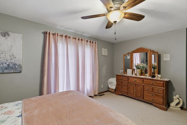 10910 51st Street Court, Milan, IL 61264