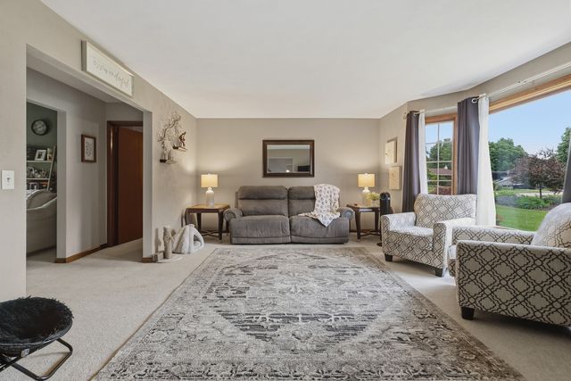 10910 51st Street Court, Milan, IL 61264