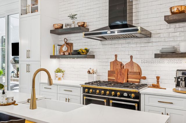 13 Magnolia Blossom Dr, Bluffton, SC 29910