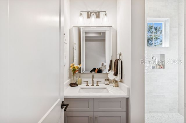 13 Magnolia Blossom Dr, Bluffton, SC 29910