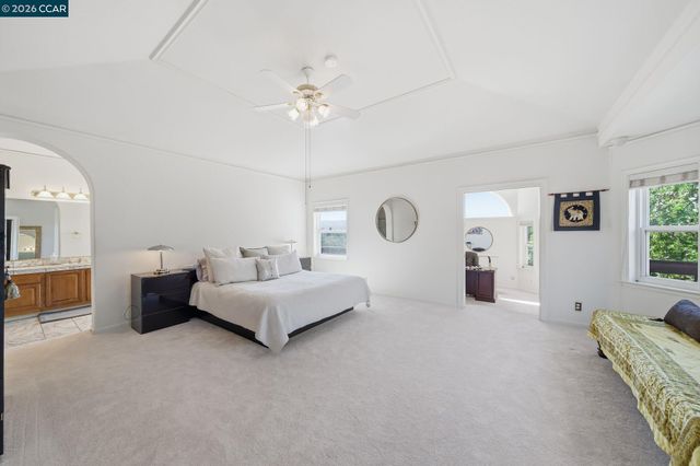 2426 Heritage Oaks Dr, Alamo, CA 94507