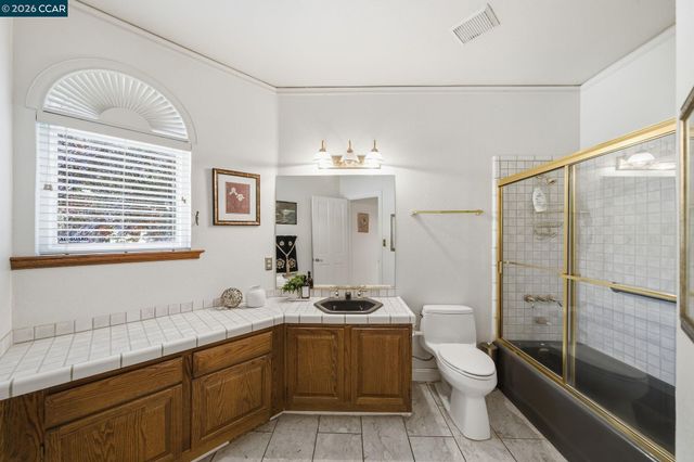 2426 Heritage Oaks Dr, Alamo, CA 94507