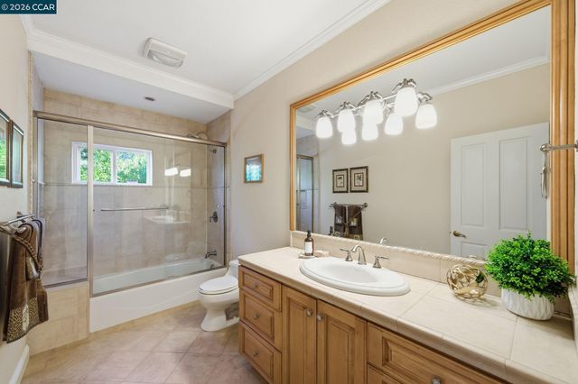 2426 Heritage Oaks Dr, Alamo, CA 94507